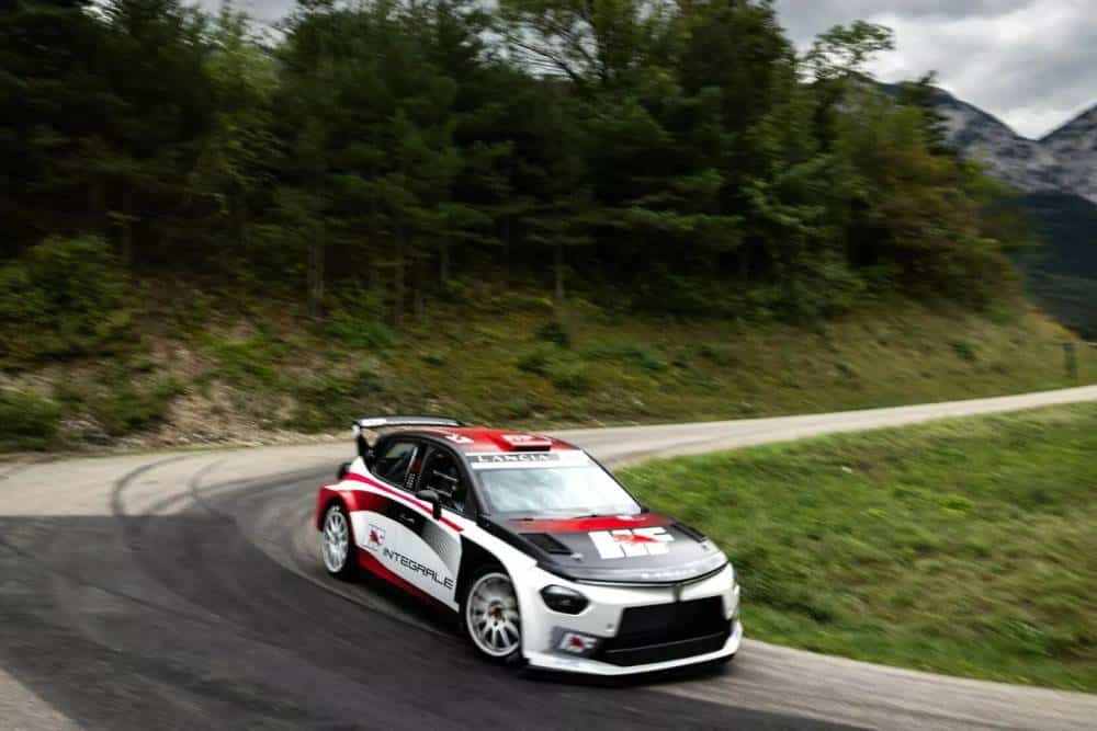 Lancia-Ypsilon-Rally2-HF-Integrale-5-2048x1366