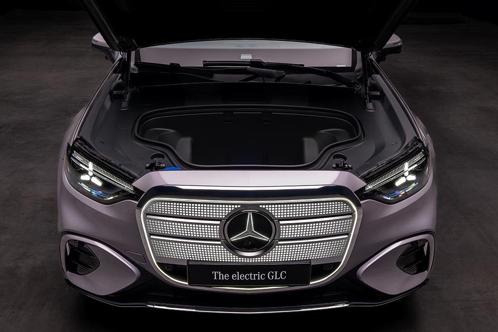 Mercedes-Benz-GLC-2025-(8)