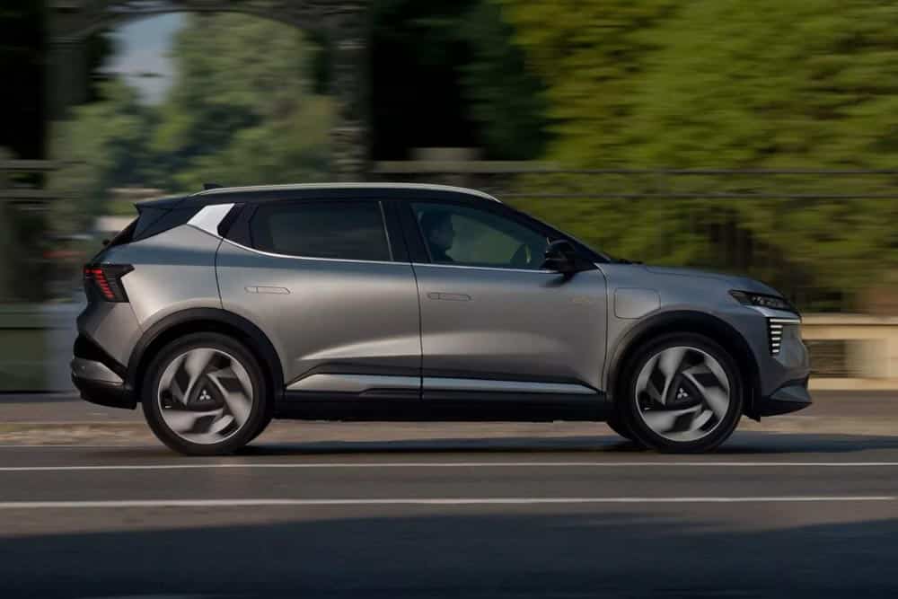 Mitsubishi-Eclipse-Cross-2025-6