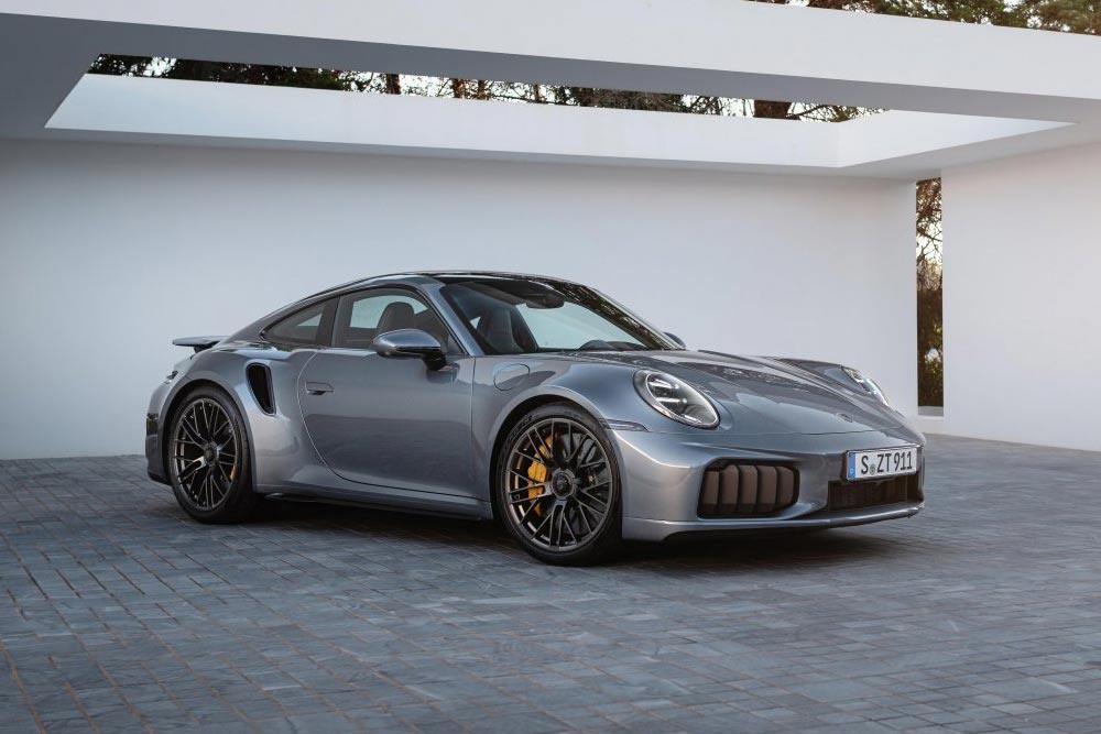 Υβριδική Porsche 911 με 711 ίππους κυκλοφορεί τώρα
