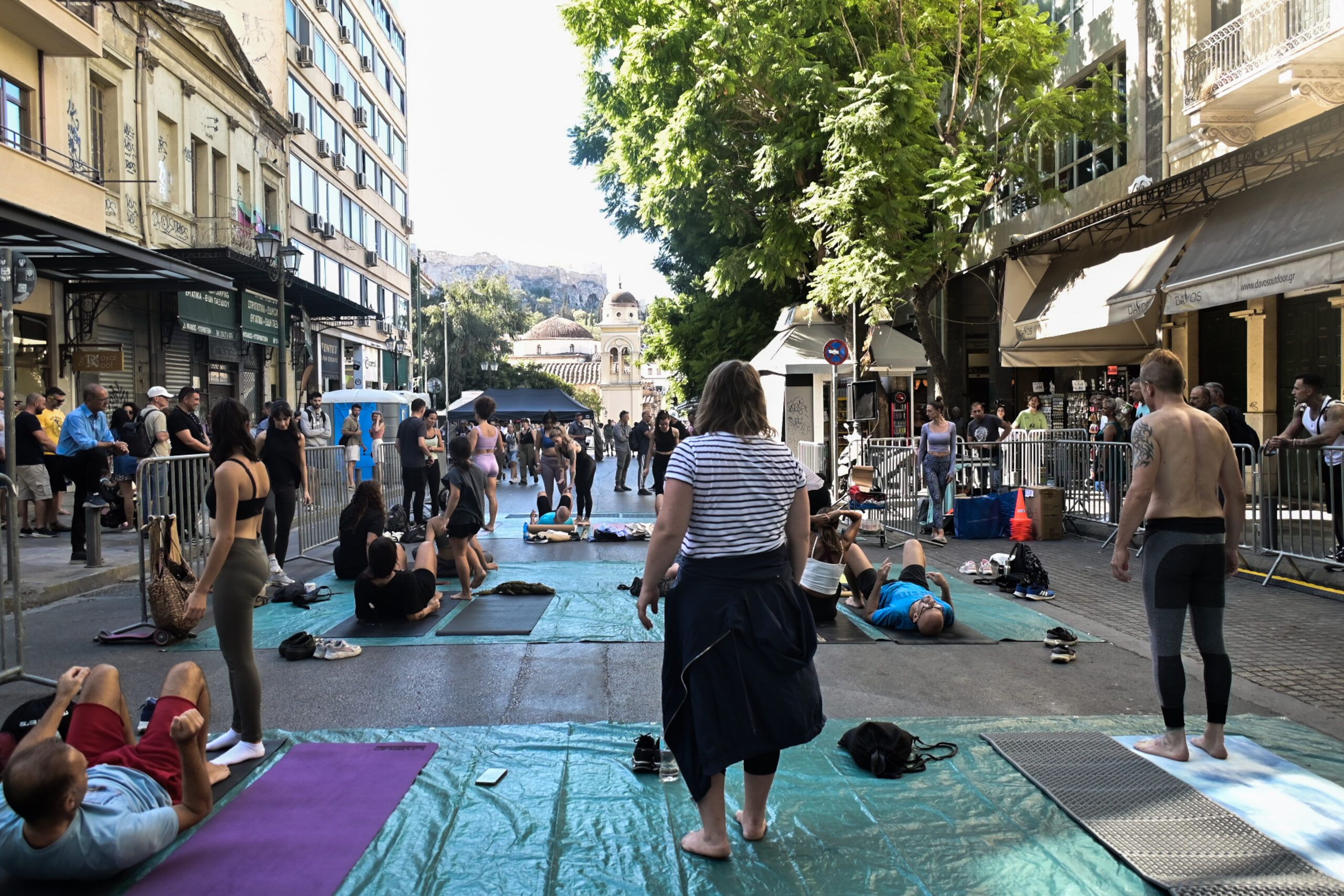 Η Αθήνα τιμά την Παγκόσμια Ημέρα Χωρίς Αυτοκίνητο με πεζοδρόμηση της οδού Αθηνάς 20 Πολίτες στην οδό Αθηνάς για τις εκδηλώσεις της Ημέρας χωρίς αυτοκίνητο