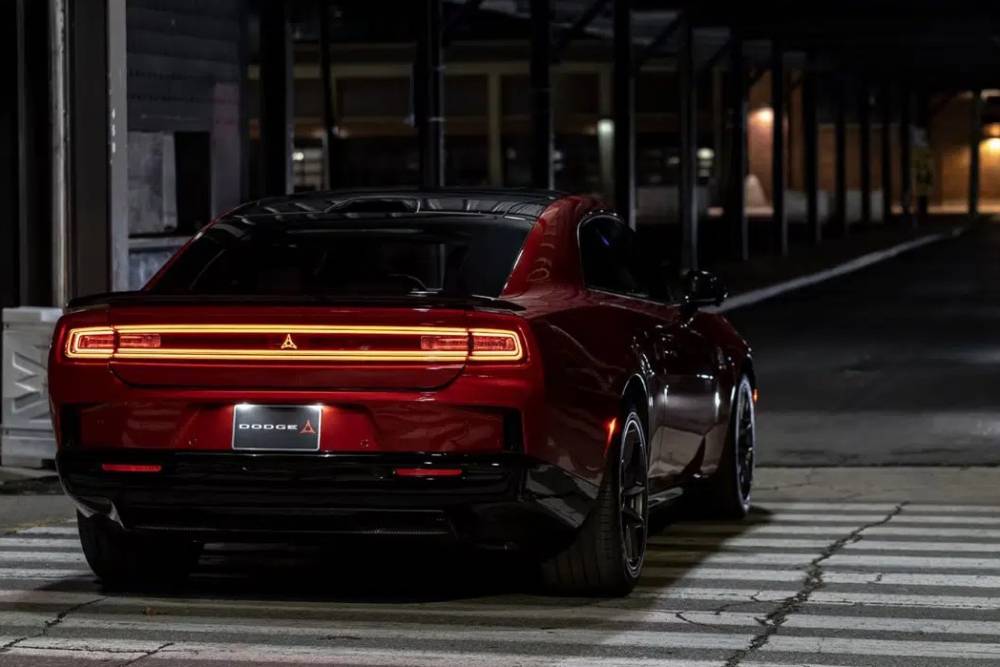 dodge charger ev loud exhaust 02