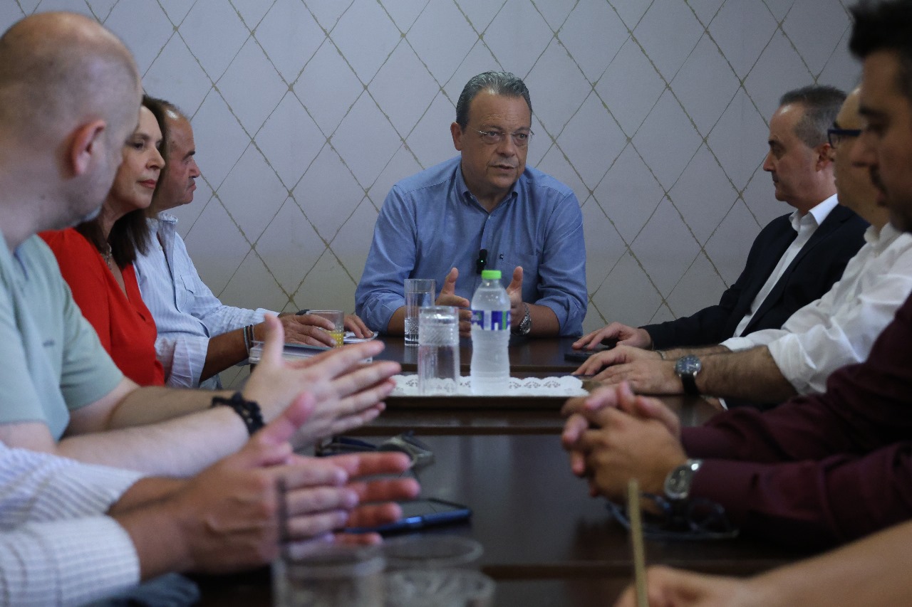 Φάμελλος: «Οι τουριστικές επιχειρήσεις έχουν εγκαταλειφθεί στην τύχη τους»