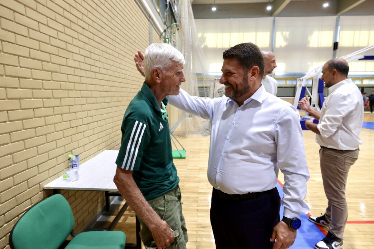 Ο Νίκος Χαρδαλιάς στο Μετς: «Βελτιώνουμε τις υποδομές του κλειστού γυμναστηρίου»