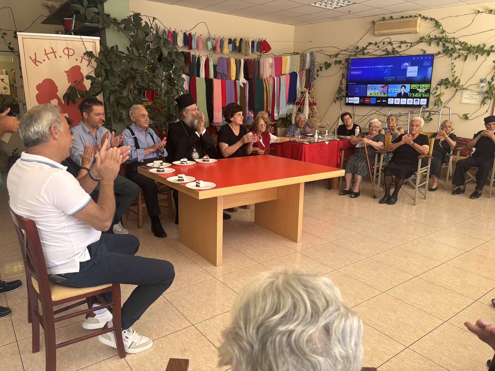 Ο κύριος Γιώργος από το Ρέθυμνο γιορτάζει τα 100 του χρόνια
