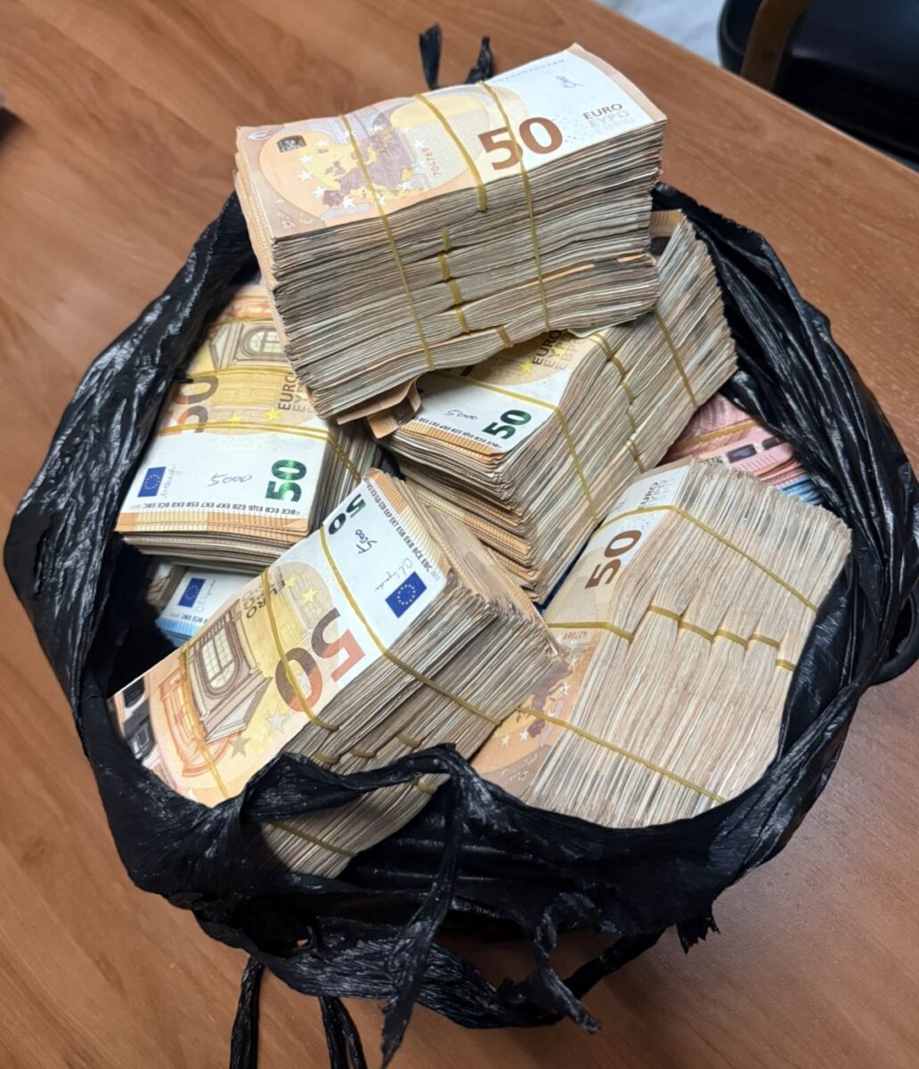 Σύλληψη 58χρονου για διακίνηση λαθραίων ηλεκτρονικών τσιγάρων