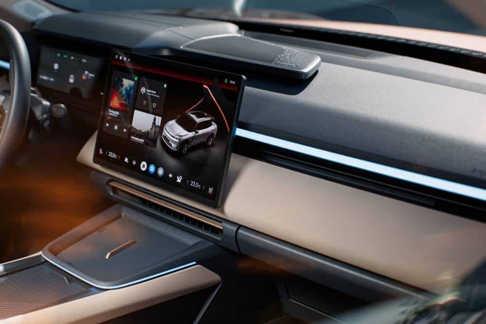 lynk_co_0824