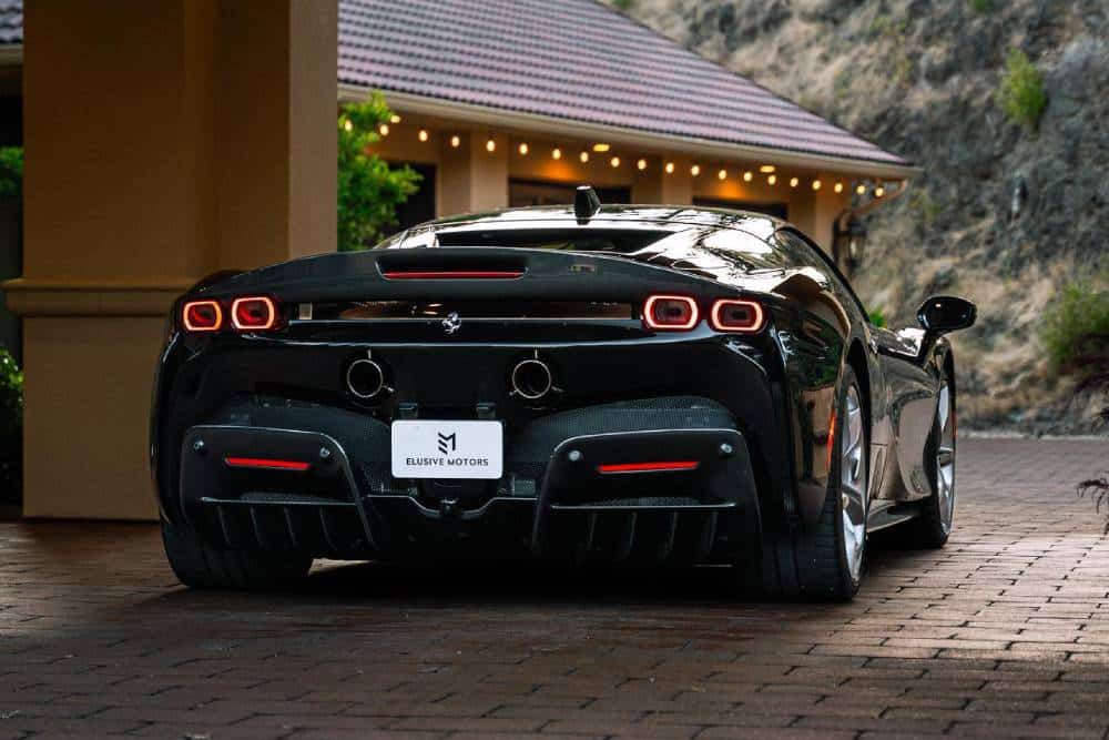 owners-sells-ferrari-sf90-stradale-for-278000-unde (3)