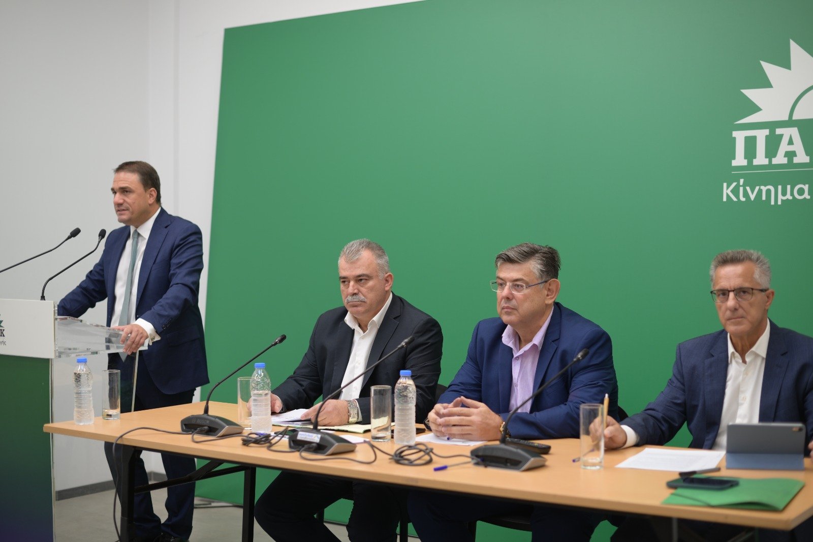 ΠΑΣΟΚ: «6 χρόνια ΝΔ – Αποτυχία – Αυτή είναι η ανθεκτική Ελλάδα που αφήνετε»