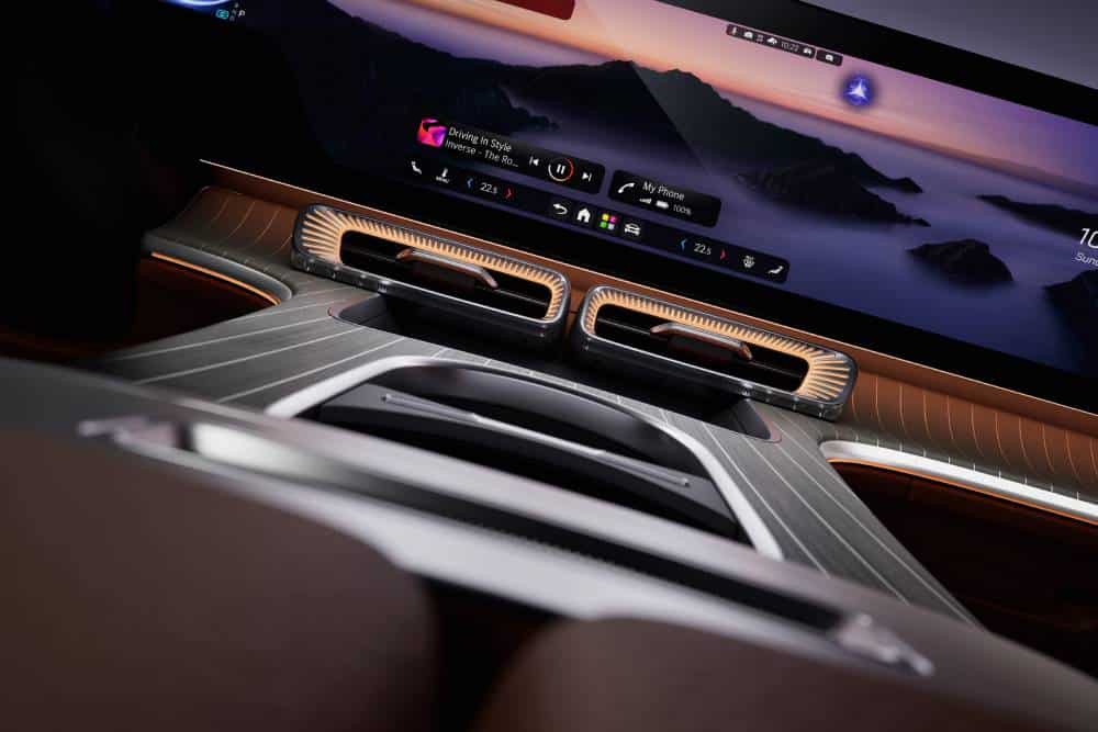 Ο πάμπλουτος εσωτερικός κόσμος της νέα Mercedes GLC