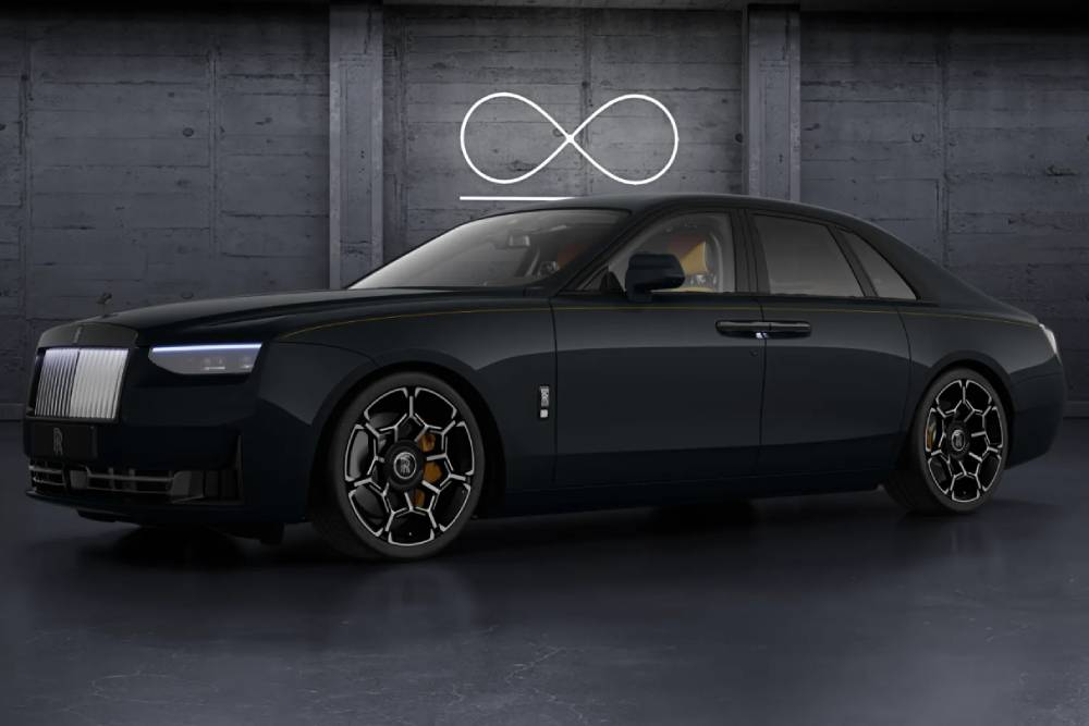 Νέα Rolls-Royce Ghost Black Badge για γούστα στην οδήγηση