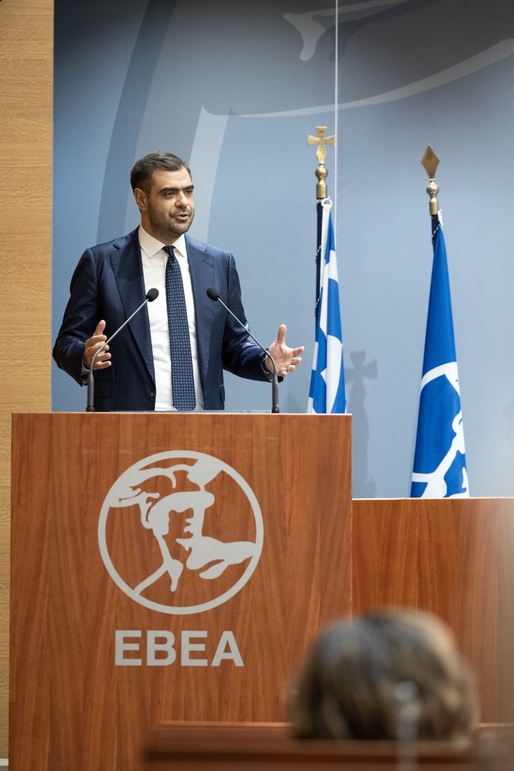 Γιάννης Μπρατάκος στο ΔΣ ΕΒΕΑ, με τον Παύλο Μαρινάκη: «Οικονομία που αναπτύσσεται δυναμικά, με ευκαιρίες και μέλλον για τους νέους»
