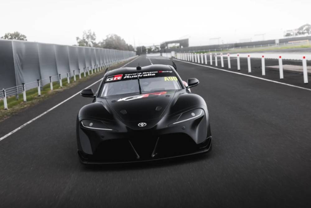 toyota supra v8 06