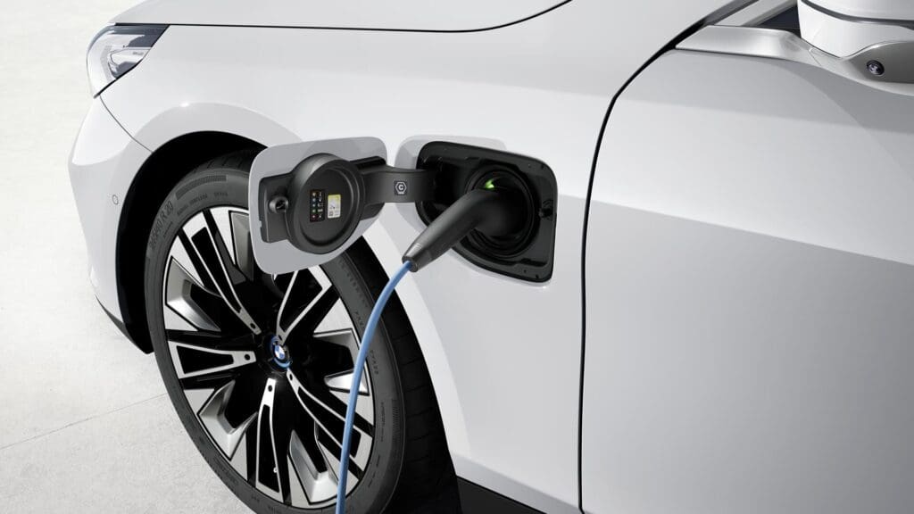 Νέο σκάνδαλο; Τα Plug-in μολύνουν σχεδόν όσο και τα θερμικά 6 Υβριδικό ή Plug-in; Τα υπέρ, τα κατά, απλά και κατανοητά