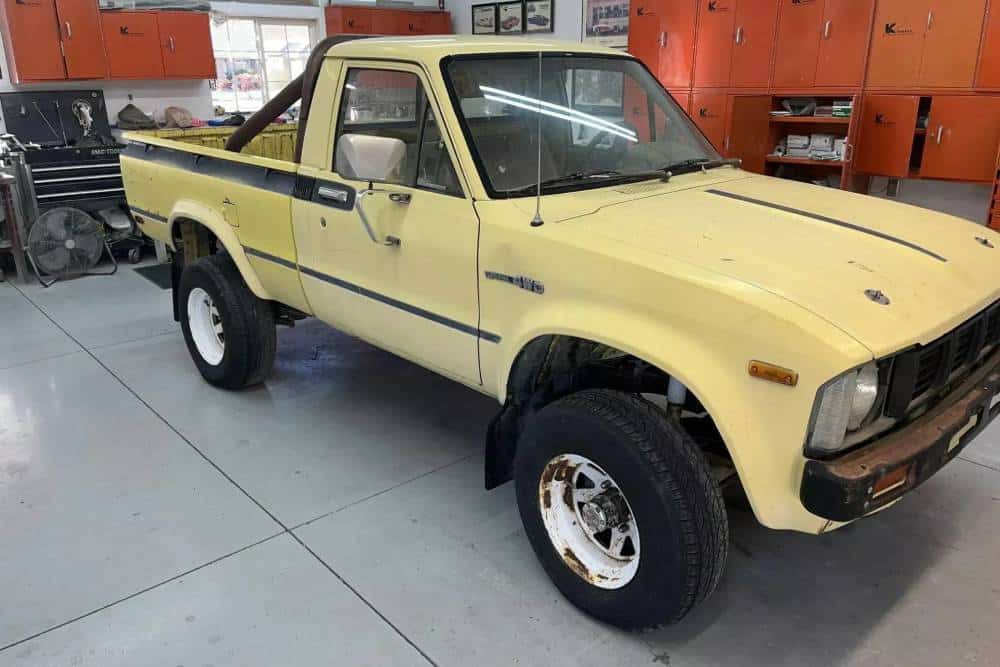 1981-Toyota-Pickup-4x4-26_result22