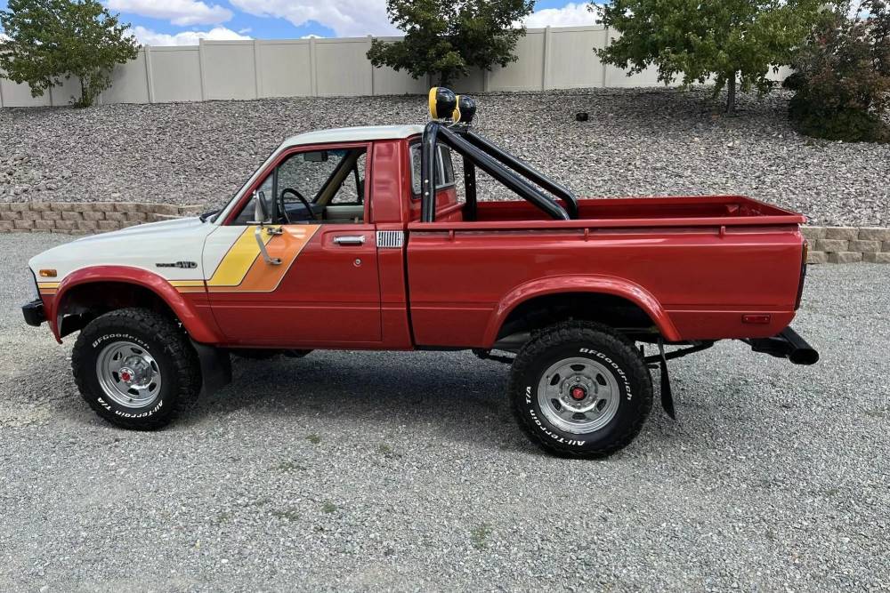 1981-Toyota-Pickup-4x4-4_result22