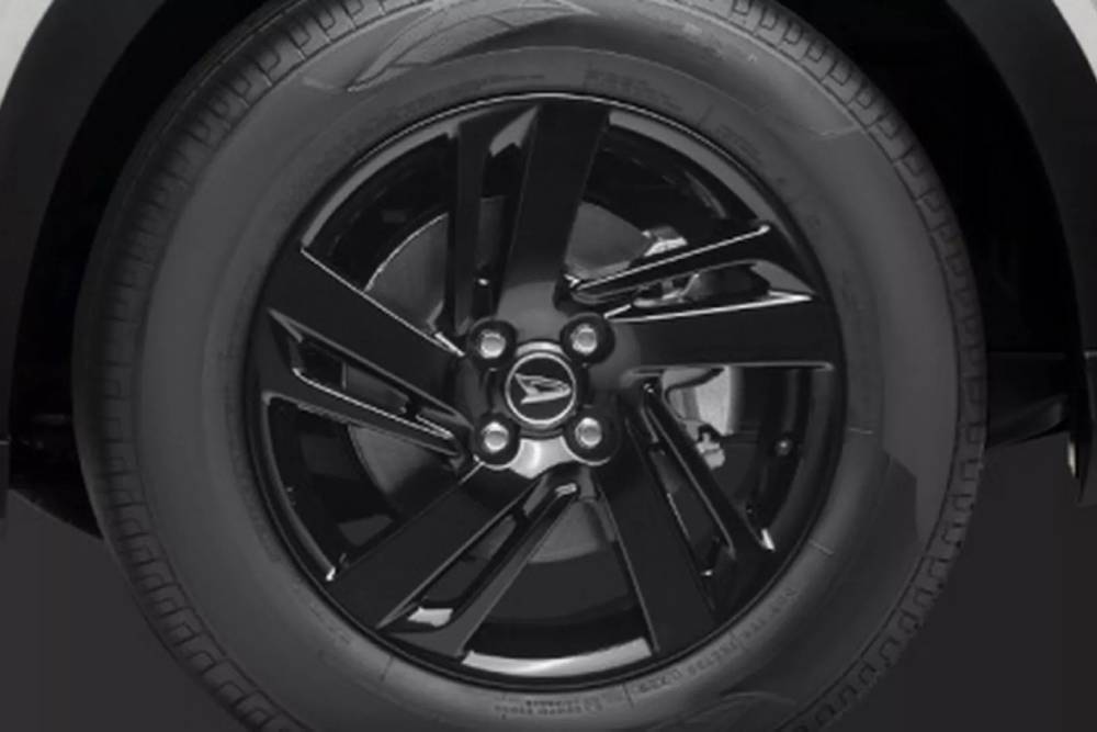 2025-Daihatsu-Rocky-12-2048x1092