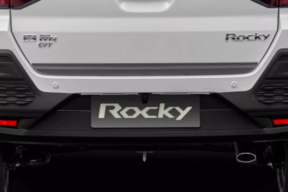 2025-Daihatsu-Rocky-8-2048x1092