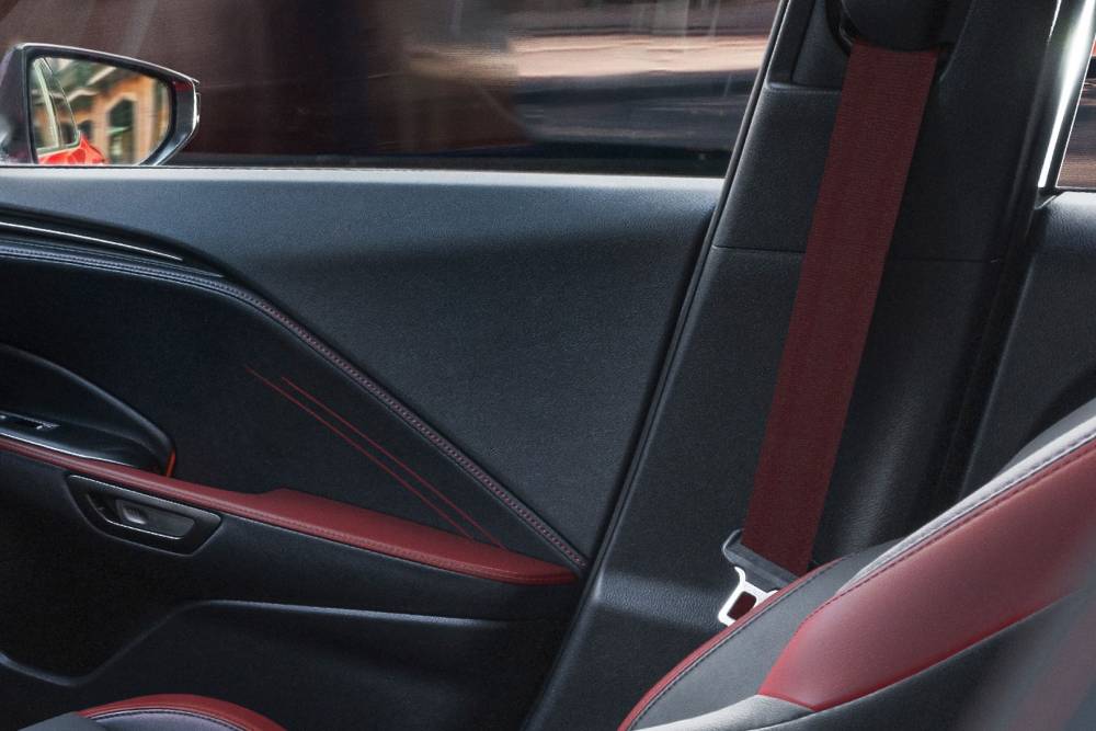 2025-lexus-lbx-vibrant-edition-gallery-10-1920x108