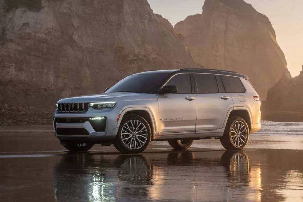 Αναβαθμισμένο Jeep Grand Cherokee με 2.0λιτρο τούρμπο κινητήρα (+videos) 16 2026-Jeep-Grand-Cherokee-1027-16-2048x1536