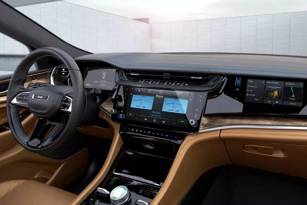 Αναβαθμισμένο Jeep Grand Cherokee με 2.0λιτρο τούρμπο κινητήρα (+videos) 13 Αναβαθμισμένο Jeep Grand Cherokee με 2.0λιτρο τούρμπο κινητήρα (+videos)