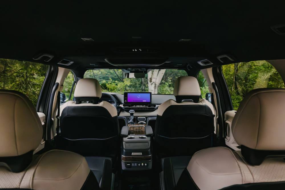 2026-toyota-sienna-is-ready-to-come-out-packing-mo (5)