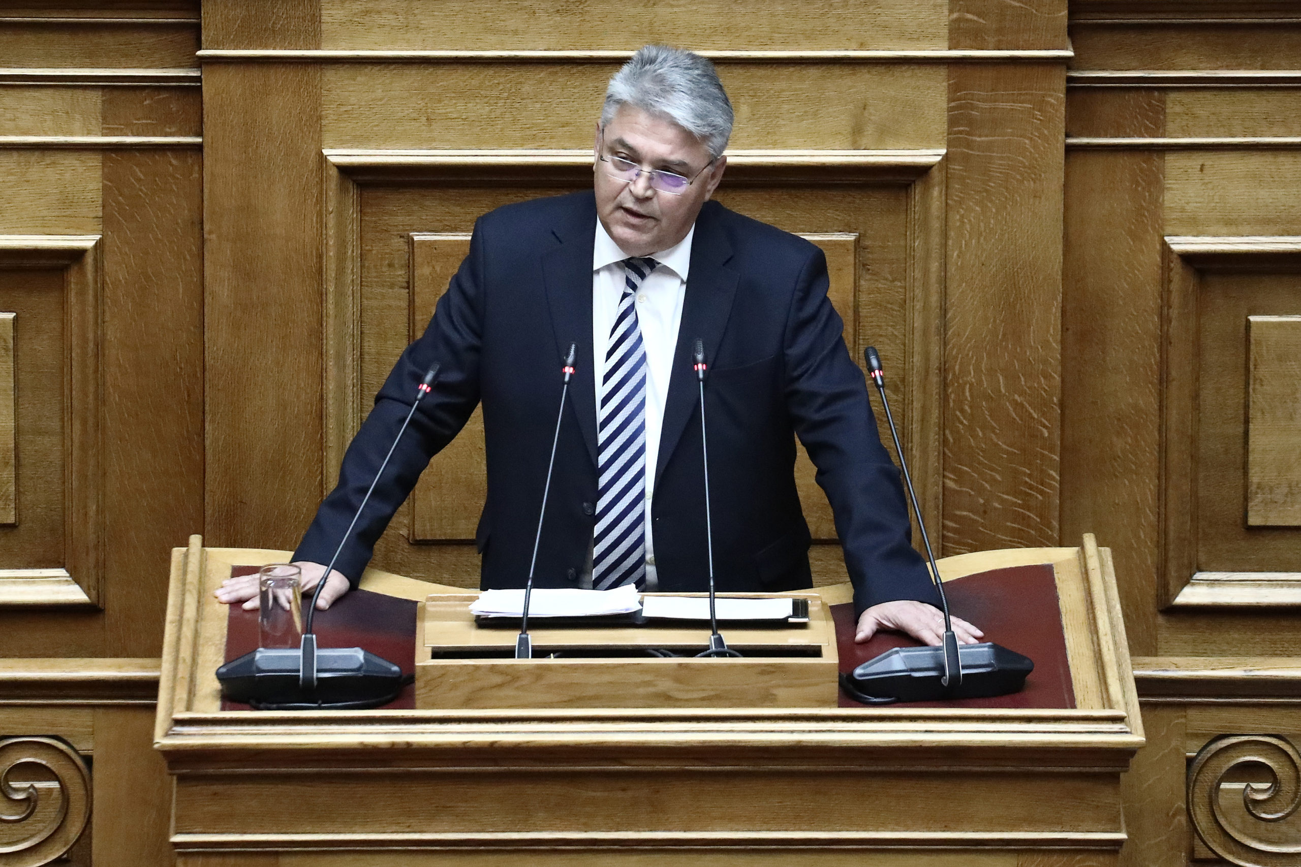 Βουλή – Δημήτρης Νατσιός: Δύσκολες μέρες περιμένουν την πατρίδα μας