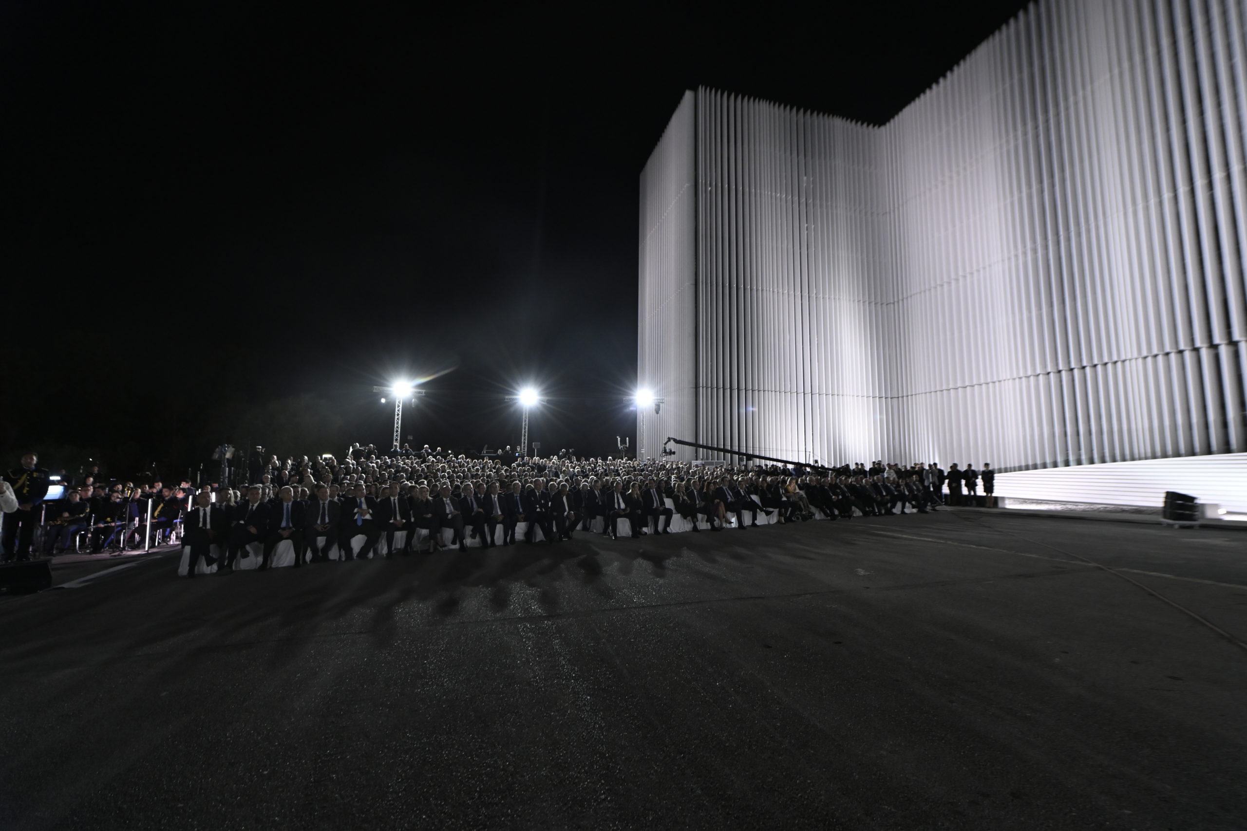 Αποκαλύπτεται το νέο «πρόσωπο» του υπουργείου Άμυνας – Μητσοτάκης: «Ξεκινά το πιο φιλόδοξο πρόγραμμα αναβάθμισης των Ενόπλων Δυνάμεων» 13 Πεντάγωνο