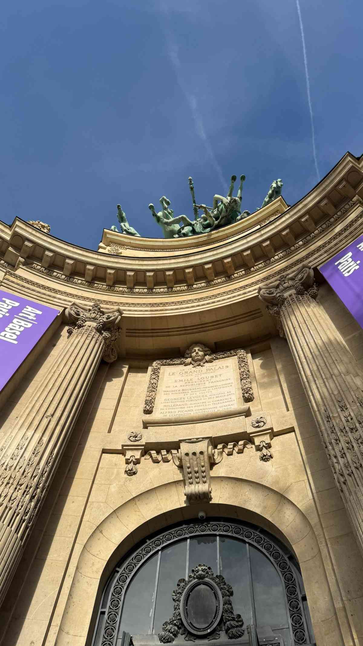Καινούργιου – Κουτσουμπής: Ερωτική απόδραση στο Παρίσι για το ζευγάρι (Φωτογραφίες) 23 Καινούργιου - Κουτσουμπής: Ρομαντικό ταξίδι στο Παρίσι για το ζευγάρι (Φωτογραφίες)