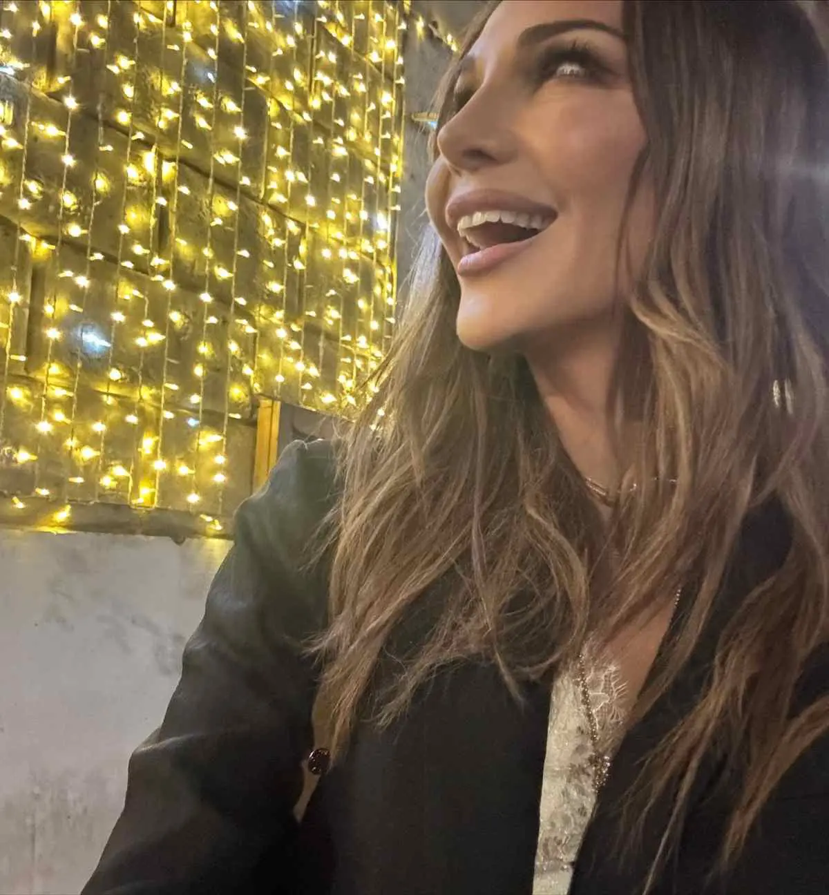 Βανδή: Οι θερμές ευχές στον Μπισμπίκη για τα γενέθλιά του – «Εγώ κι εσύ για πάντα» 12 Βανδή: Οι δημόσιες ευχές στον Μπισμπίκη για τα γενέθλιά του - «Εγώ κι εσύ από πάντα»