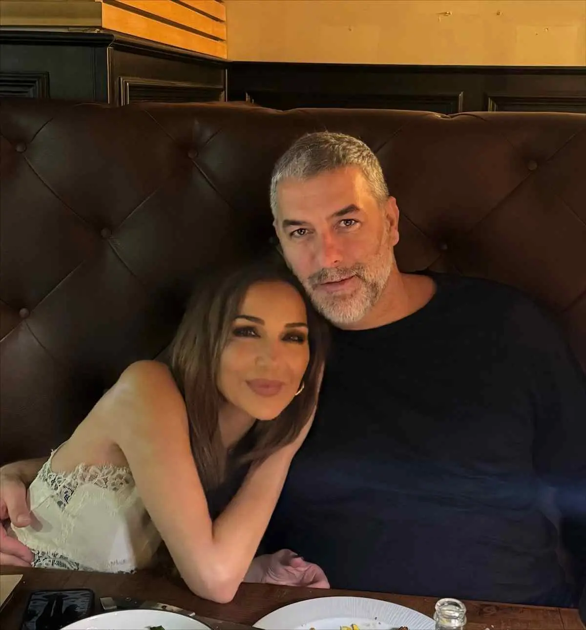 Βανδή: Οι θερμές ευχές στον Μπισμπίκη για τα γενέθλιά του – «Εγώ κι εσύ για πάντα» 8 Βανδή: Οι δημόσιες ευχές στον Μπισμπίκη για τα γενέθλιά του - «Εγώ κι εσύ από πάντα»