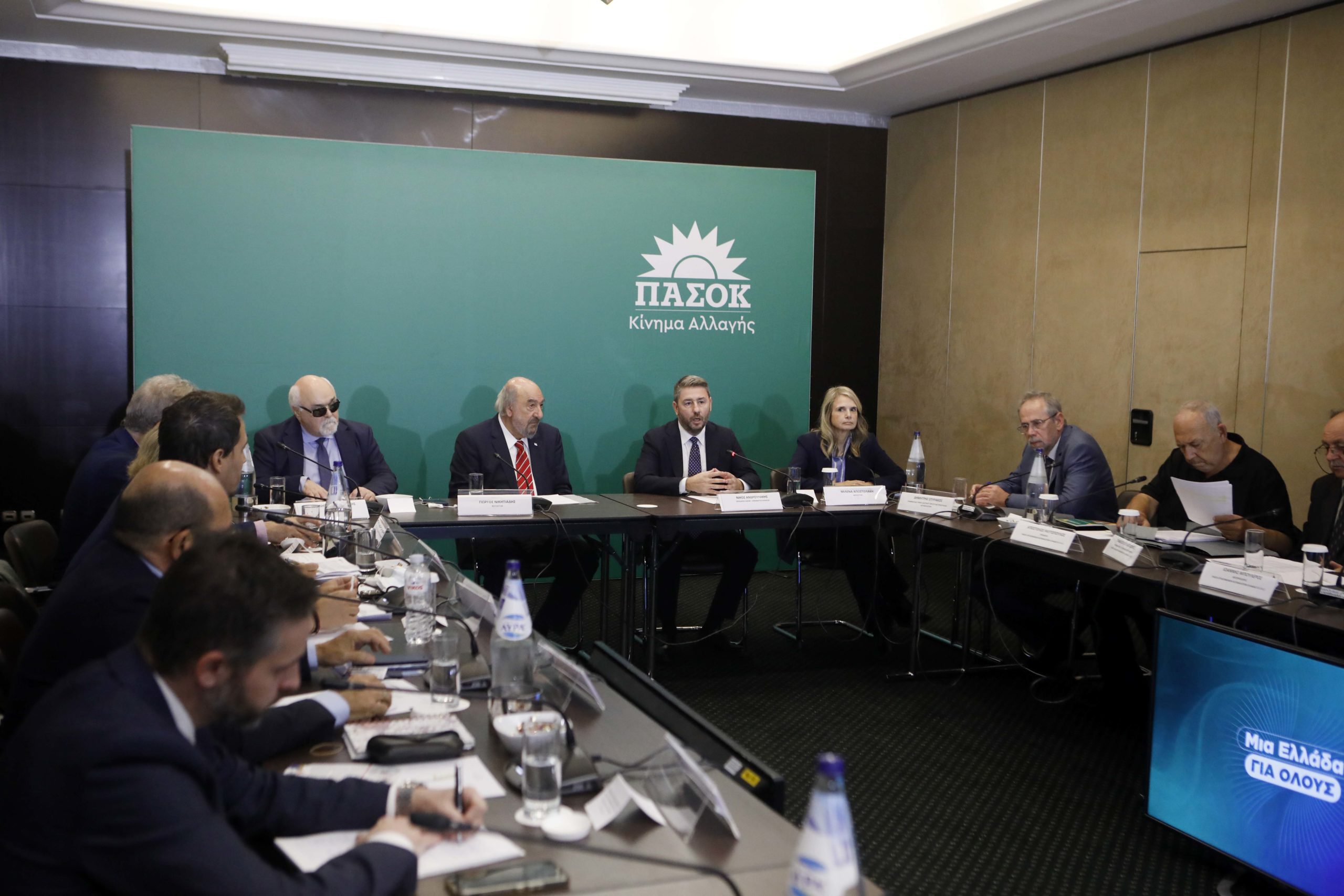 Ανδρουλάκης: «Η κυβέρνηση απέτυχε να προστατεύσει το εισόδημα και την αγοραστική δύναμη των πολιτών – Ανοχή στην κερδοσκοπία των καρτέλ» 2 Ανδρουλάκης: «Η κυβέρνηση απέτυχε να προστατεύσει το εισόδημα και την αγοραστική δύναμη των πολιτών – Ανοχή στην κερδοσκοπία των καρτέλ»