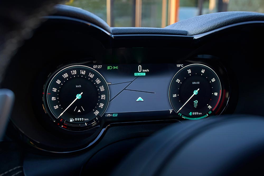 Alfa-Romeo-Tonale-2025-(2)