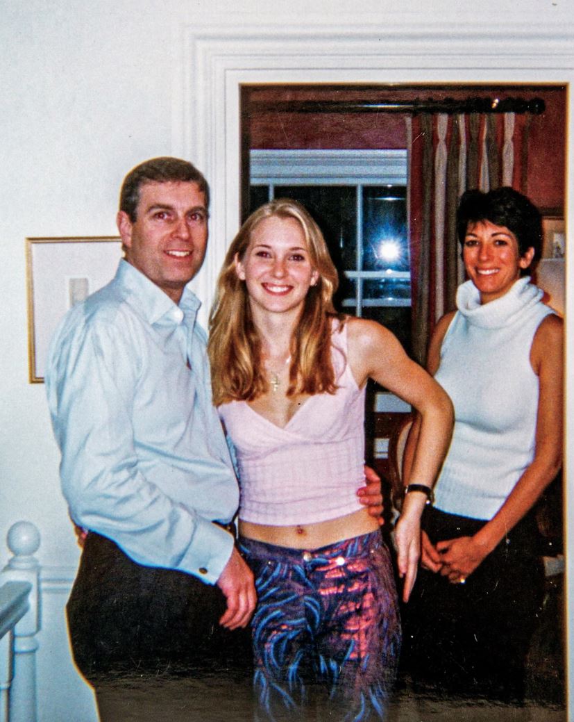 Βασιλιάς Κάρολος: Το παρασκήνιο της επιλογής να αποκλείσει τον αδελφό του, Άντριου, από τη μοναρχία – «Οι βασιλείς δεν υπερβαίνουν τους νόμους» 4 Βασιλιάς Κάρολος: Το παρασκήνιο της επιλογής να αποκλείσει τον αδελφό του, Άντριου, από τη μοναρχία – «Οι βασιλείς δεν υπερβαίνουν τους νόμους»