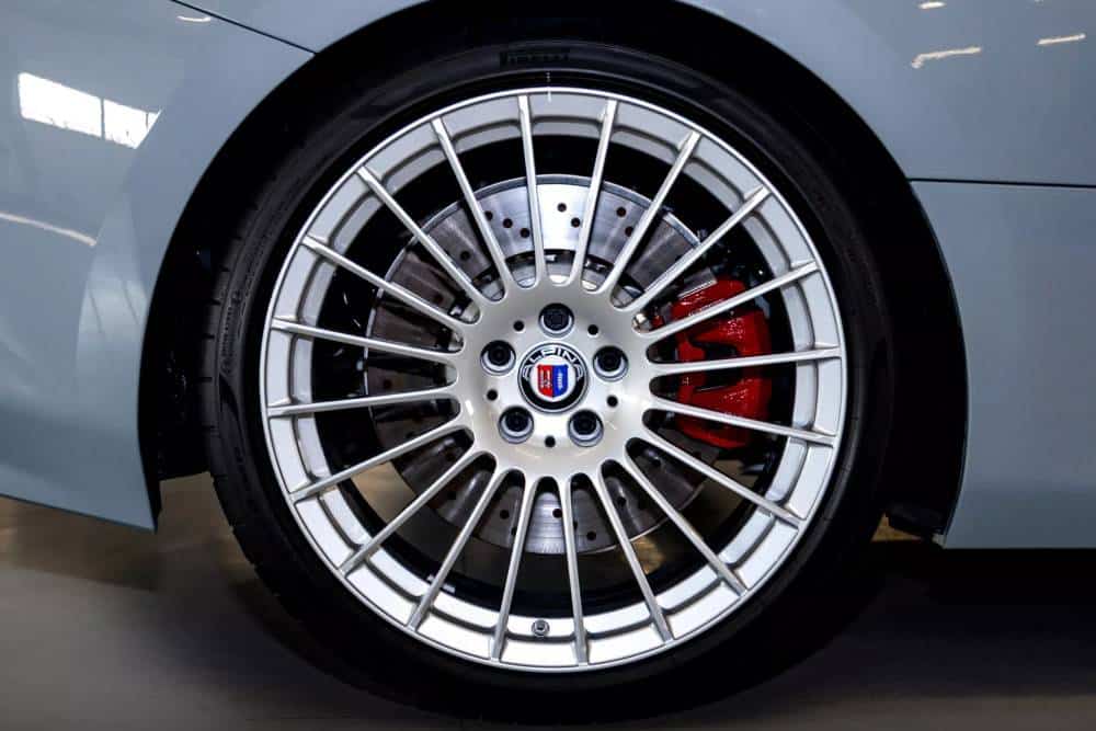 BMW-333i-Homage-1009-4-2048x1366