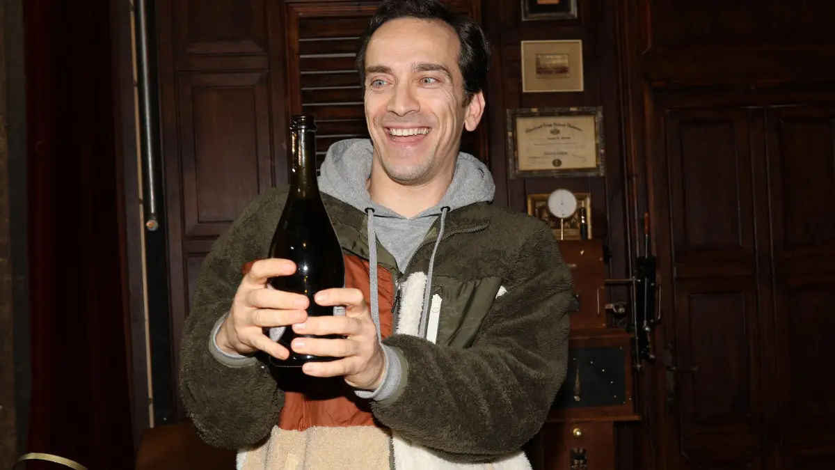 Δημήτρης Σαμόλης: «Έχω βιώσει bullying στην παιδική μου ηλικία, ντρεπόμουν να το μοιραστώ με τους γονείς μου» 2 Δημήτρης Σαμόλης