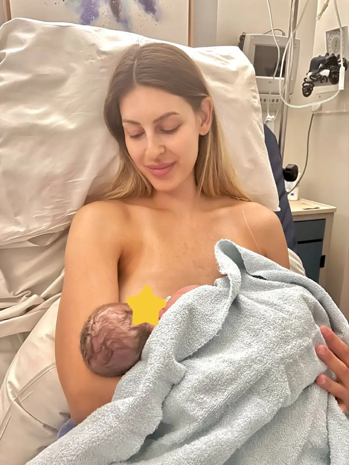 Η Ελισάβετ Δοβλιατίδου αποκαλύπτει για τη δεύτερη γέννα της: «Διήρκεσε 23 ώρες» 8 Ελισάβετ Δοβλιατίδου γέννα