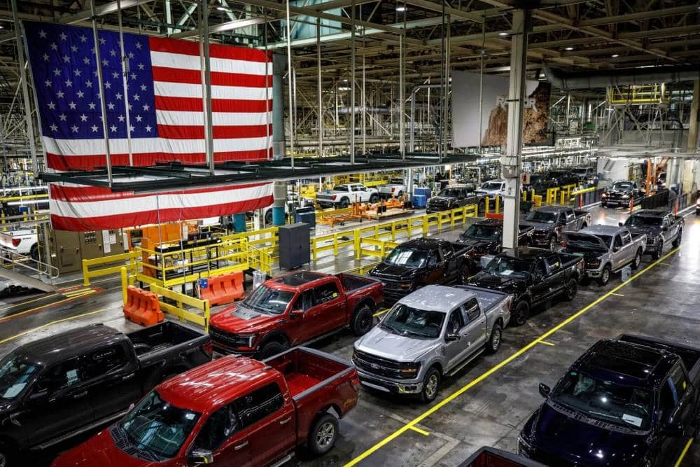Ford-Truck-Production-1023-3-2048x1365