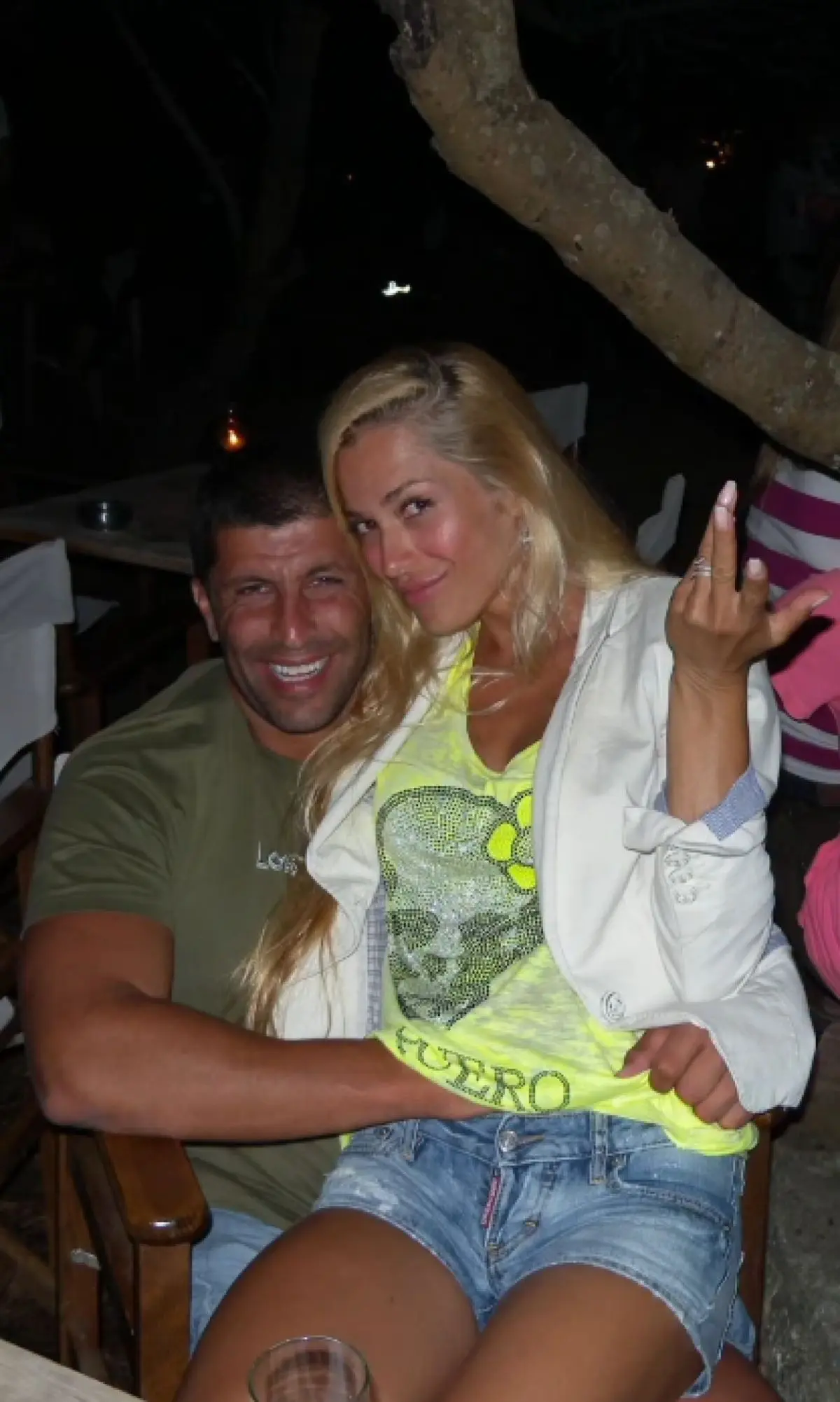 Η Βικτώρια Καρύδα συγκινεί: Το συναισθηματικό μήνυμα για τον Γιάννη Μακρή, 7 χρόνια μετά τη δολοφονία του 2 Βικτώρια Καρύδα, Γιάννης Μακρής