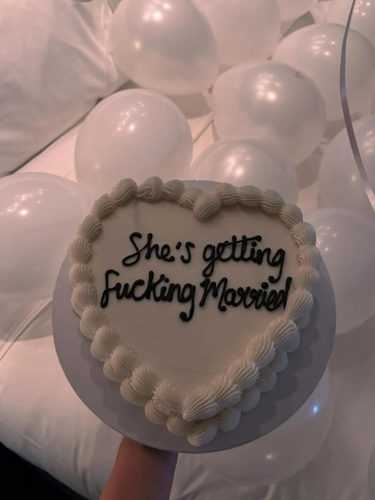 Στιγμιότυπα που ανέβασε η Ιωάννα Τούνη από το bachelorette