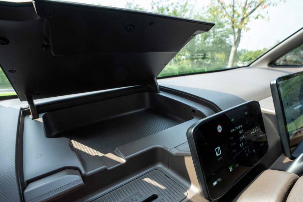 KiaPV52025-13