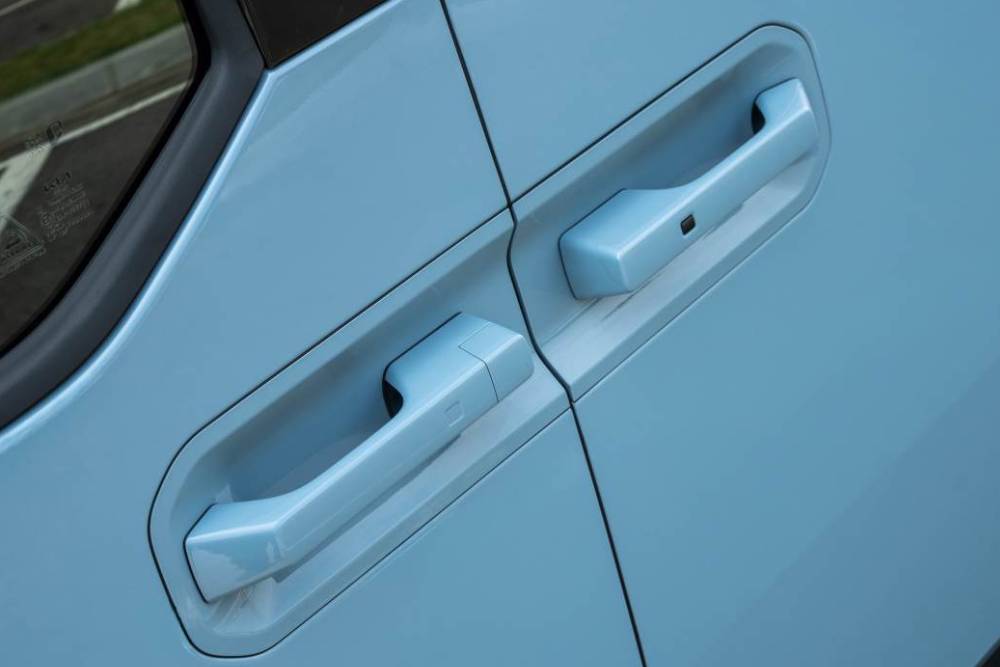 KiaPV52025-20