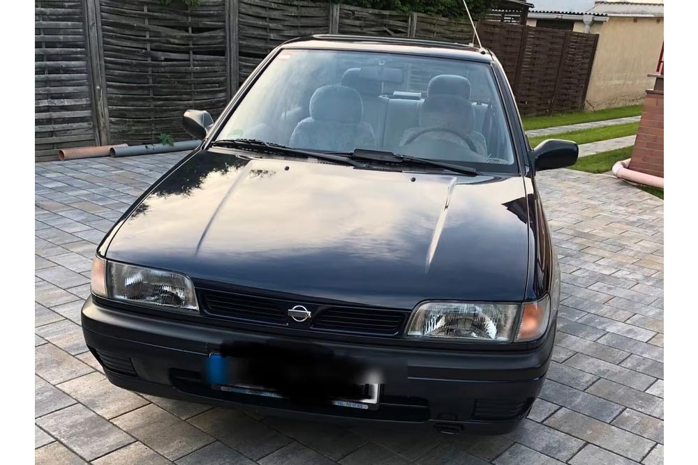 Nissan-Sunny-1994-1