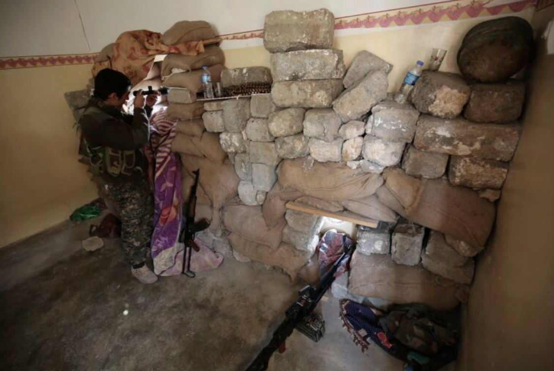 Το PKK ανακοινώνει την οριστική αποχώρηση των δυνάμεών του από την Τουρκία 2 Φωτογραφία Αρχείου (AP Photo/Bram Janssen, File)