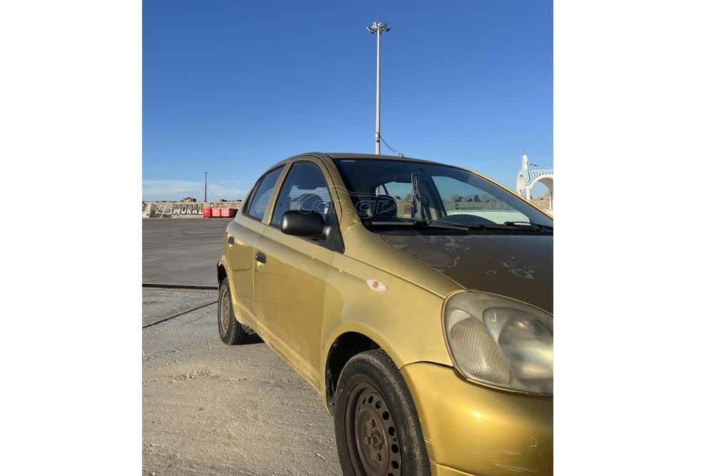 Το οικονομικότερο Toyota Yaris με 1.700 ευρώ 15 Toyota-Yaris-cheap-(9)