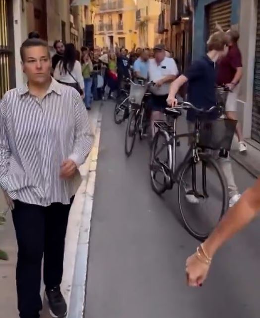 Βαλένθια: Συγκρούσεις κατοίκων της παλιάς πόλης με Ολλανδούς τουρίστες – «Φύγετε, έξω»