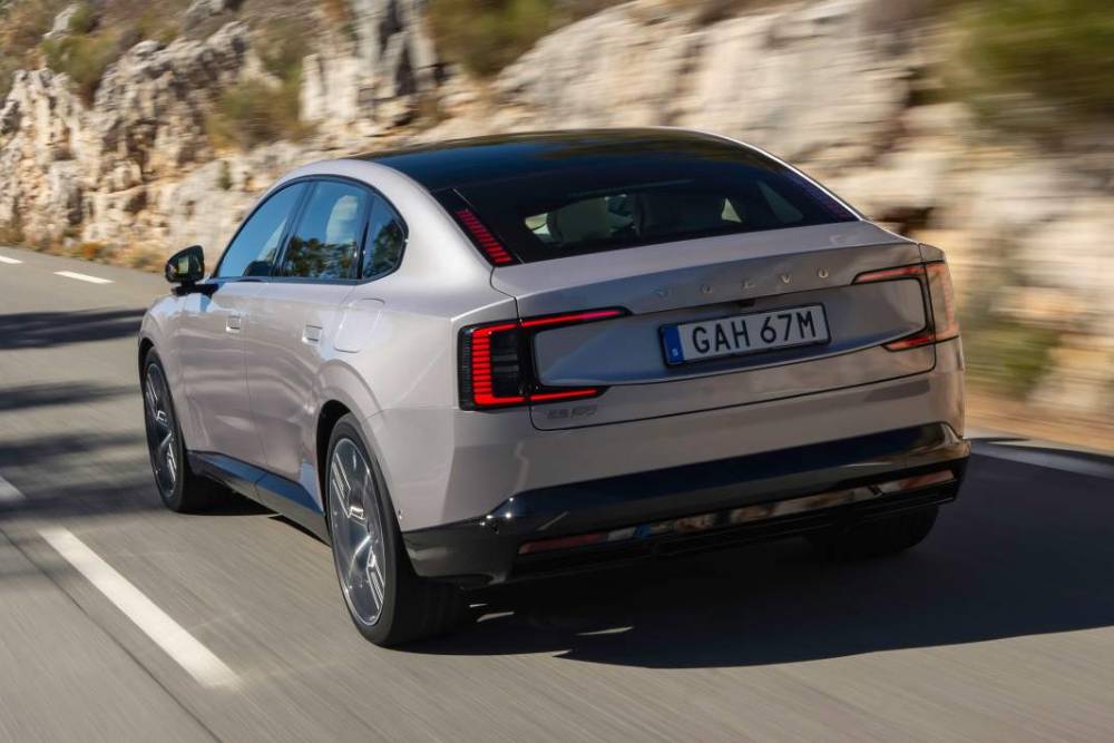 VolvoES902025-5