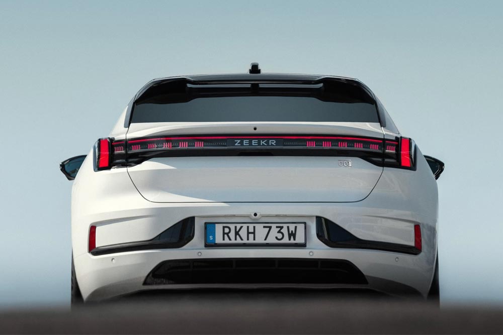 Zeekr-001-rear