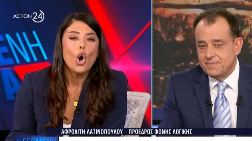 a-latinopoyloy-o-tsipras-moiazei-metaksas-mprosta-ston-mitsotaki-1761680192