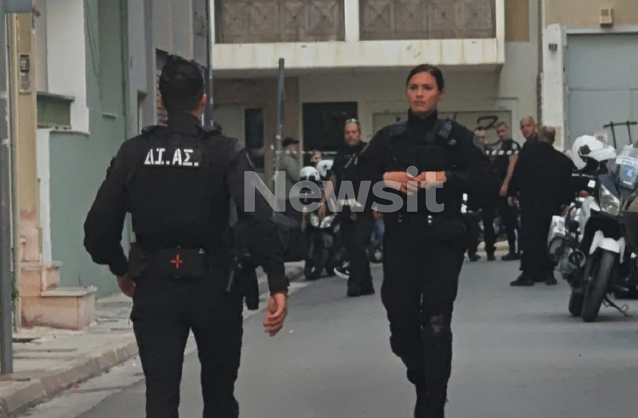 Άγιος Παντελεήμονας: Πώς ξετυλίχθηκε η τραγωδία με τον νεκρό και τον τραυματία – Η μητέρα του ενός τους βρήκε σε λίμνη αίματος